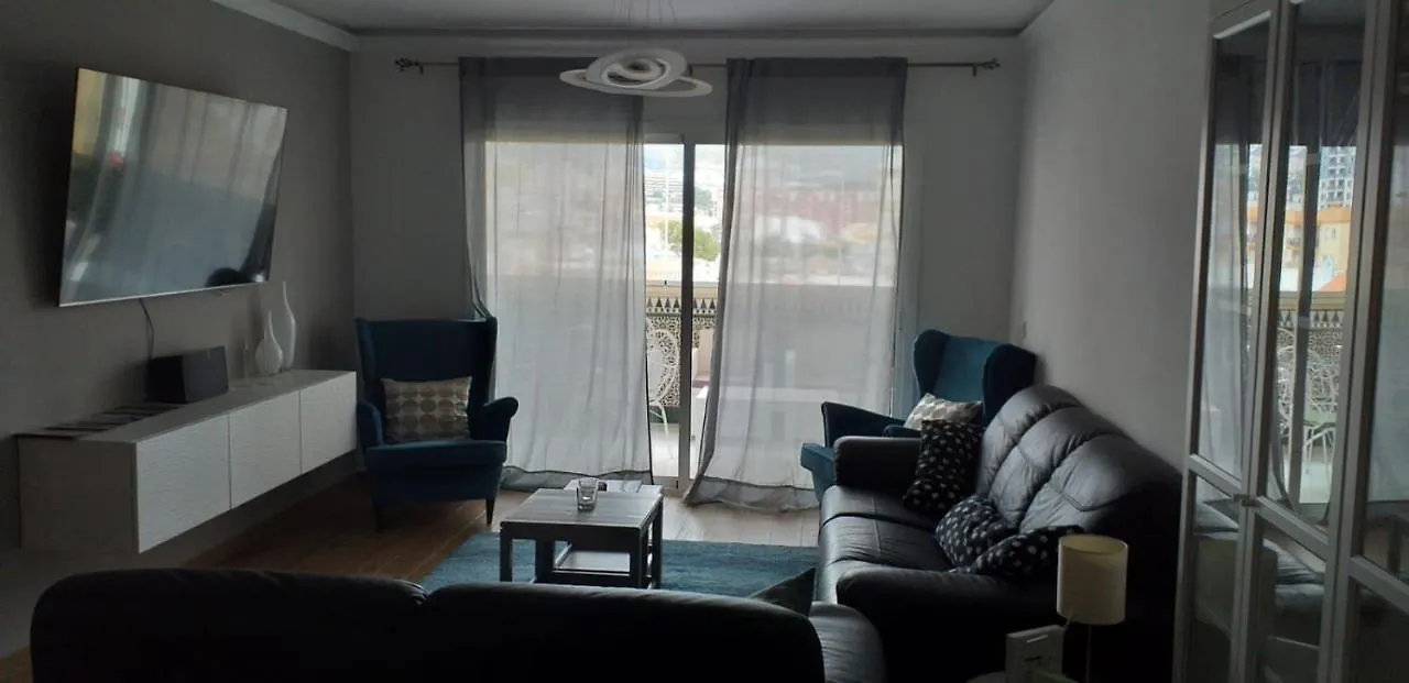 הקונטקטים של Santa Julia 3 Dormitorios, Nuevo, Moderno