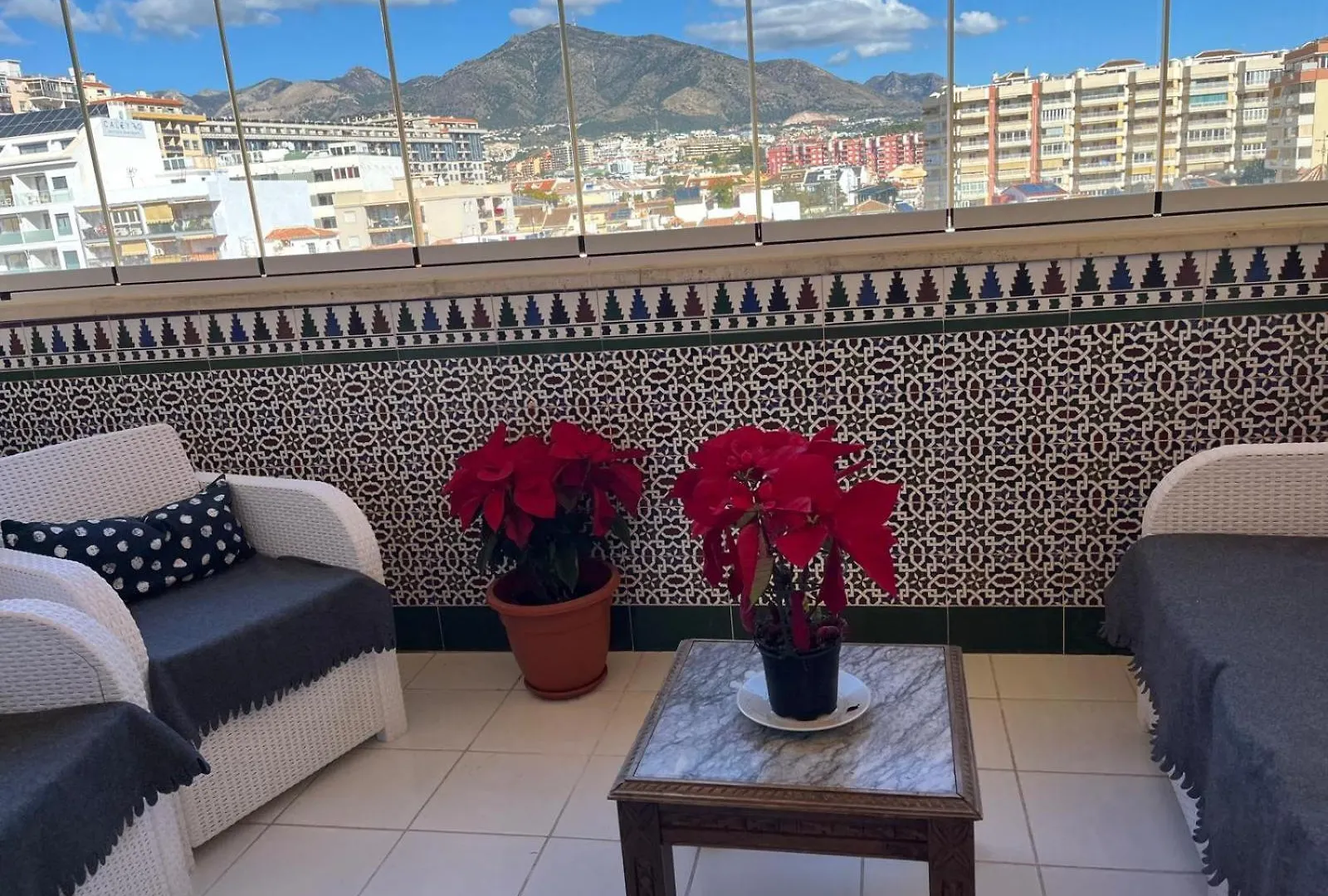 Santa Julia 3 Dormitorios, Nuevo, Moderno 푸엔히롤라 0*,